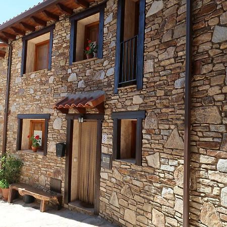 Вилла La Casa Emboscada Оркахо-де-ла-Сьерра Экстерьер фото